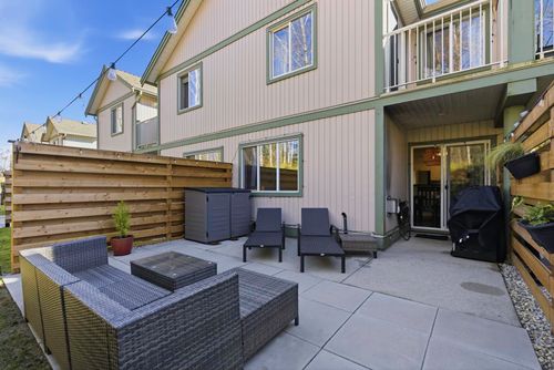 47-735 Park Rd, Gibsons, BC, V0N1V7 | Card Image