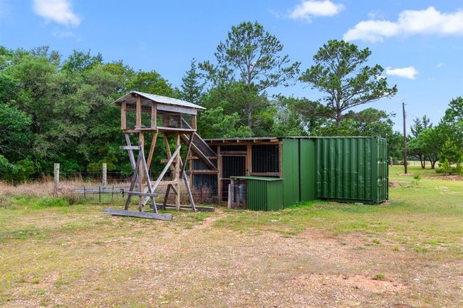 1411 Vogelsang Rd, Home with 3 bedrooms, 2 bathrooms and 3 parking in Columbus TX | Image 28