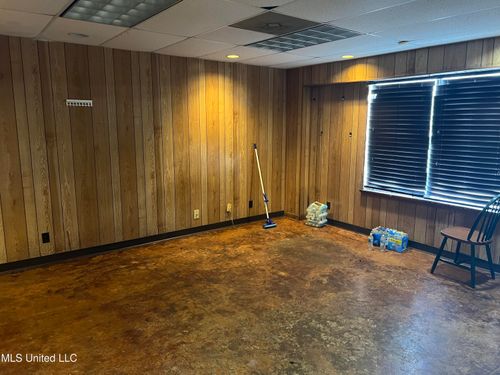 6021 Channel 16 Way, Jackson, MS, 39209-9676 | Card Image