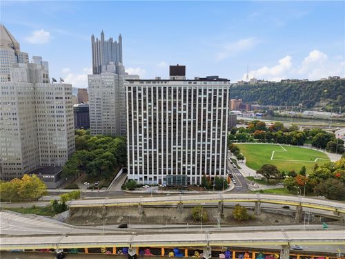 21h-320 Fort Duquesne Blvd, Downtown Pgh, PA, 15222 | Card Image