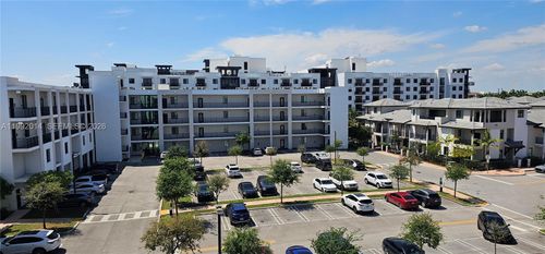 apt-409-8301 Nw 41st St, Doral, FL, 33166-6289 | Card Image