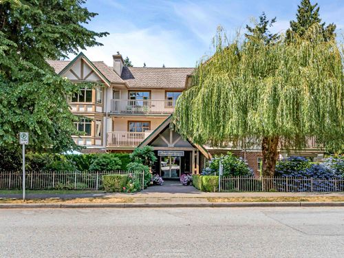 413-2059 Chesterfield Ave, North Vancouver, BC, V7M2P4 | Card Image