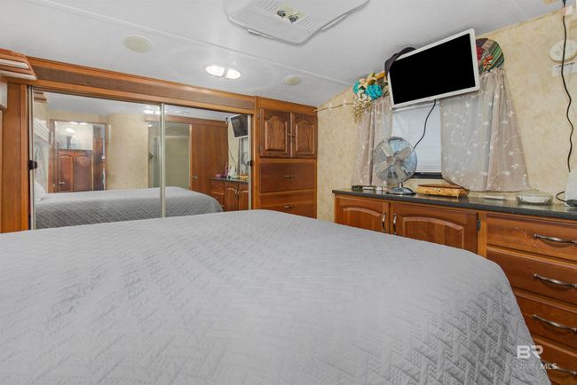 Bedroom | Image 9