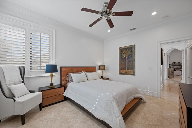 9445 E Fairway Ter, House other with 3 bedrooms, 3 bathrooms and null parking in West Palm Beach FL | Image 21