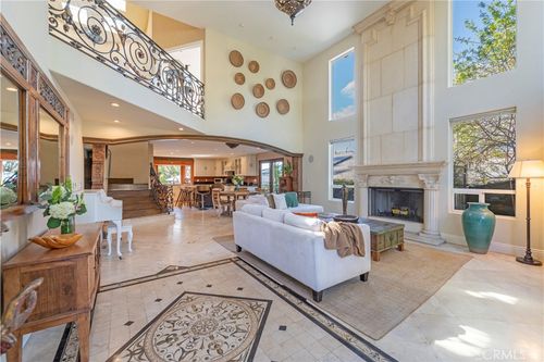 3259 Malcolm, Los Angeles, CA, 90034 | Card Image