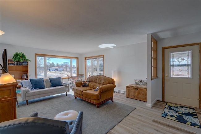 300 Pleasant Dr, House other with 3 bedrooms, 2 bathrooms and null parking in Waunakee WI | Image 11