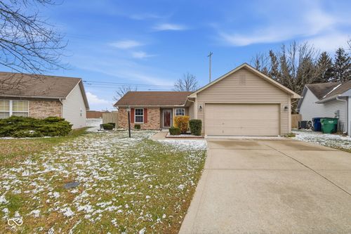 14649 Meadowcreek Dr, Carmel, IN, 46033-9663 | Card Image