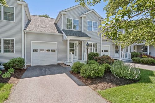 a3-877 Auburnville Way, Whitman, MA, 02382-1750 | Card Image