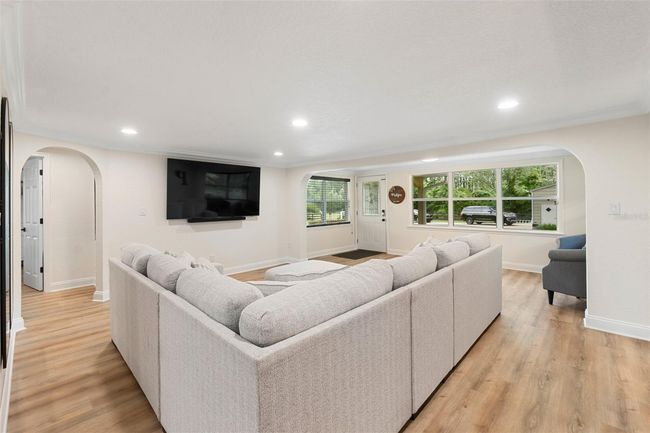 21375 Nw 150 Th Avenue Rd, House other with 3 bedrooms, 3 bathrooms and null parking in MICANOPY FL | Image 6