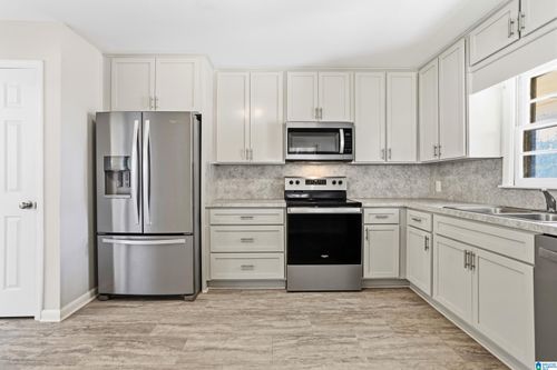 440 Central Ave, Fultondale, AL, 35068-1918 | Card Image