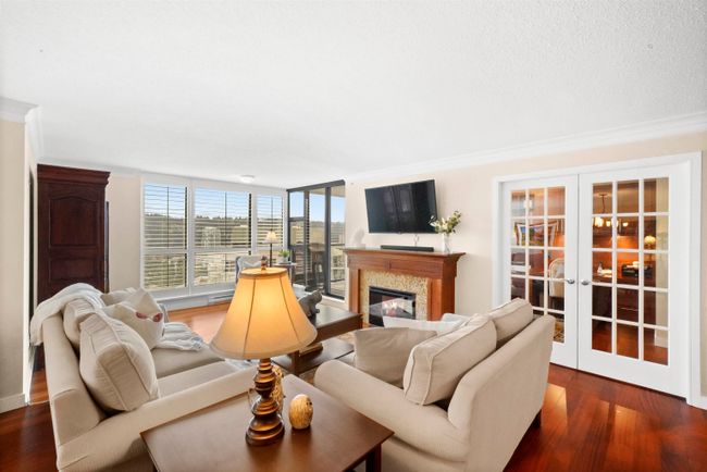 2203 - 288 Ungless Way, Condo with 3 bedrooms, 2 bathrooms and 2 parking in Port Moody BC | Image 6
