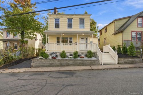 109 Jackson Ave, Nyack, NY, 10960-3011 | Card Image