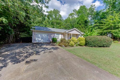 6784 Creeks Edge Ct, Flowery Branch, GA, 30542-5585 | Card Image