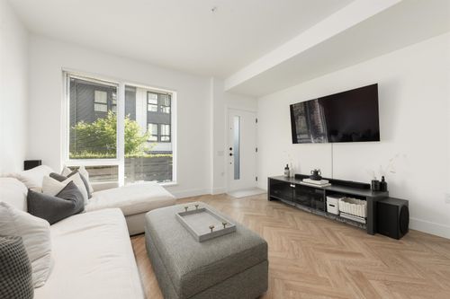 3-9278 Slopes Mews, Burnaby, BC, V5A0G1 | Card Image