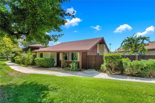 36146 Tamarisk Cir, Yucaipa, CA, 92399-5230 | Card Image