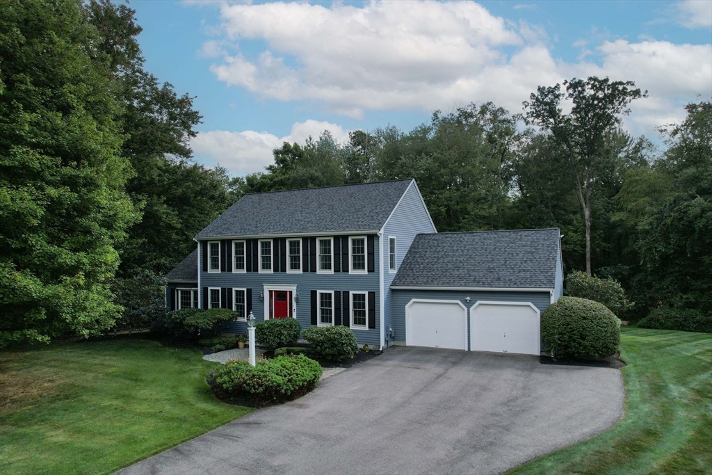 Blackthorne Cir, Hopkinton, MA 01748