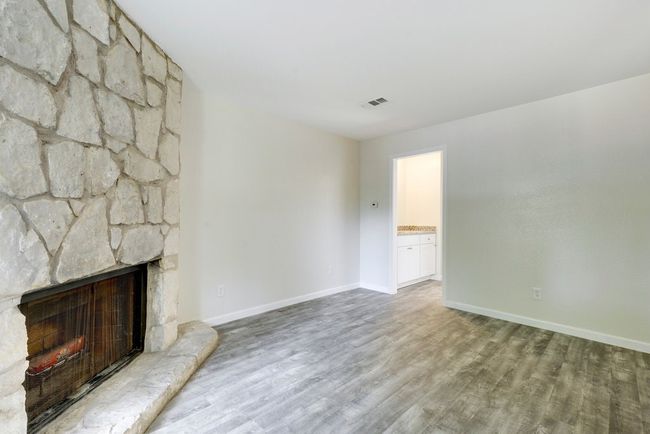 APT-103 - 4307 S 1 St St, Condo with 1 bedrooms, 1 bathrooms and 2 parking in Austin TX | Image 6