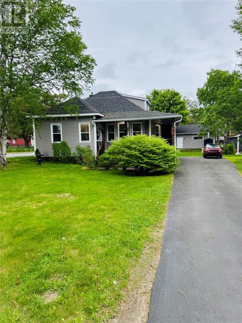 80 Lincoln Rd, Grand Falls Windsor, NL, A2A1N5 | Card Image