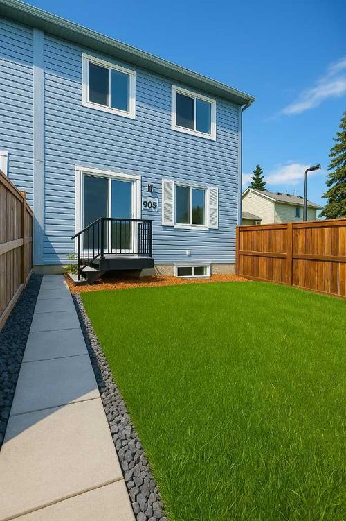 905-380 Falconridge Crescent Ne, Calgary, AB, T3J1N5 | Card Image