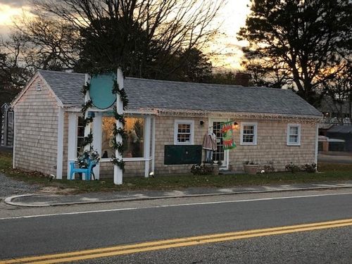 855 Main St, Dennis, MA, 02638-1419 | Card Image