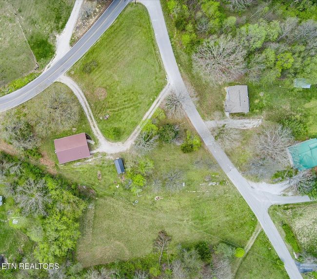 10587 Chestnut Hill Rd, Crab Orchard, TN | Image 31