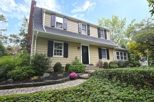 52 Hobart Ave, Short Hills, NJ, 07078-2055 | Card Image
