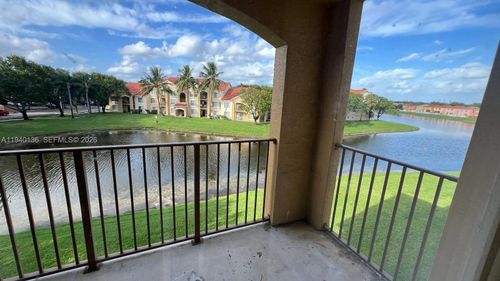 apt-308-4200 San Marino Blvd, West Palm Beach, FL, 33409-8633 | Card Image