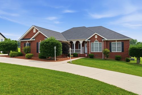 584 Golf Club Dr, Smithville, TN, 37166-2619 | Card Image