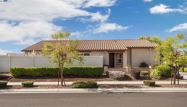 2961 Clear Point Way, House other with 2 bedrooms, 2 bathrooms and 2 parking in Manteca CA | Image 6