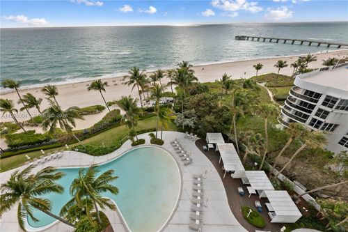 802-16901 Collins Ave, Sunny Isles Beach, FL, 33160-5348 | Card Image