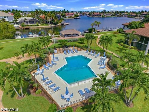 m4-525 Seaview Ct, MARCO ISLAND, FL, 34145-2612 | Card Image