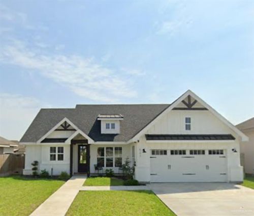 521 Hunter Dr, Alamo, TX, 78516-1207 | Card Image