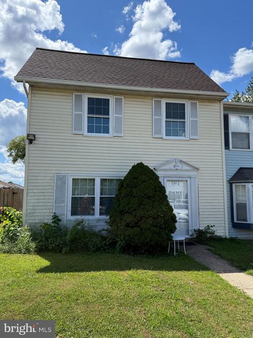 8625 Reinecke Ct, MANASSAS PARK, VA, 20111-2389 | Card Image