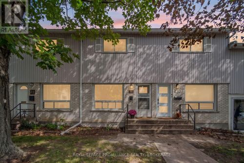 23-4427 Bath Rd, Amherstview, ON, K7N1A1 | Card Image