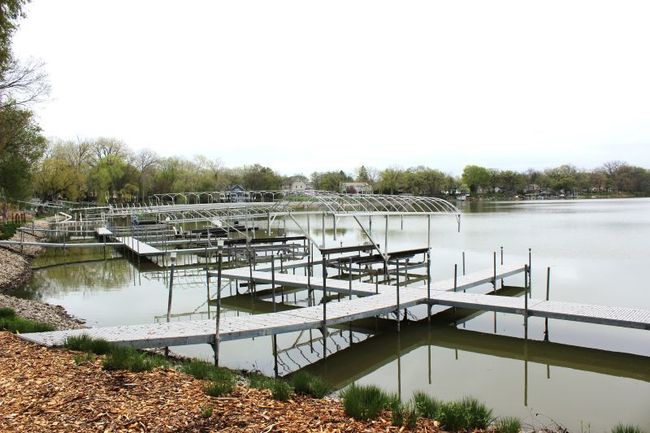 972 W Shore Dr, House other with 3 bedrooms, 3 bathrooms and 3 parking in Fox Lake IL | Image 23