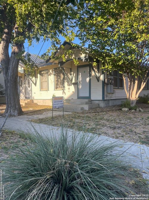 1-235 Barrera St, San Antonio, TX, 78210-1005 | Card Image