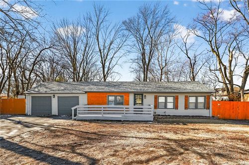 1402 Sw Jefferson St, Lees Summit, MO, 64081-3101 | Card Image