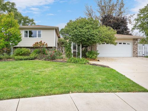 815 N Rumple Ln, Addison, IL, 60101-1727 | Card Image