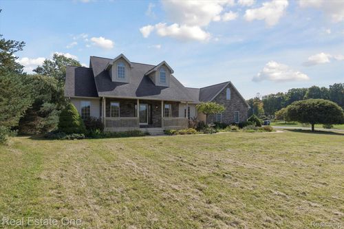 13056 Bray Rd, Clio, MI, 48420-9111 | Card Image