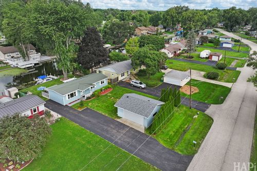 614 Livingston St, Mchenry, IL, 60050-7137 | Card Image