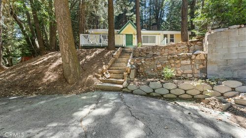 2254 Spring Oak Dr, Running Springs, CA, 92382-7523 | Card Image