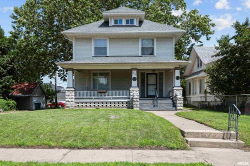 1210 W 17th St, Davenport, IA, 52804-3716 | Card Image
