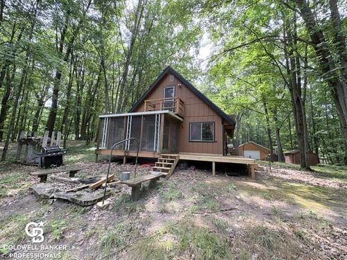 186 Hills Cir Circle, Rose Lake Township, MI, 49655 | Card Image