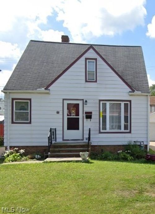 4207 Wood Ave, Parma, OH, 44134-2341 | Card Image