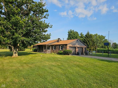 3705 E Willow Way, Anderson, IN, 46017 | Card Image