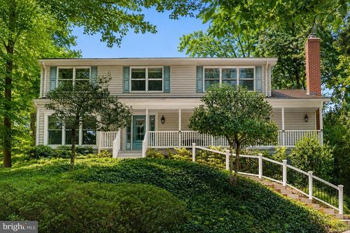3843 30th St N, ARLINGTON, VA, 22207-5303 | Card Image