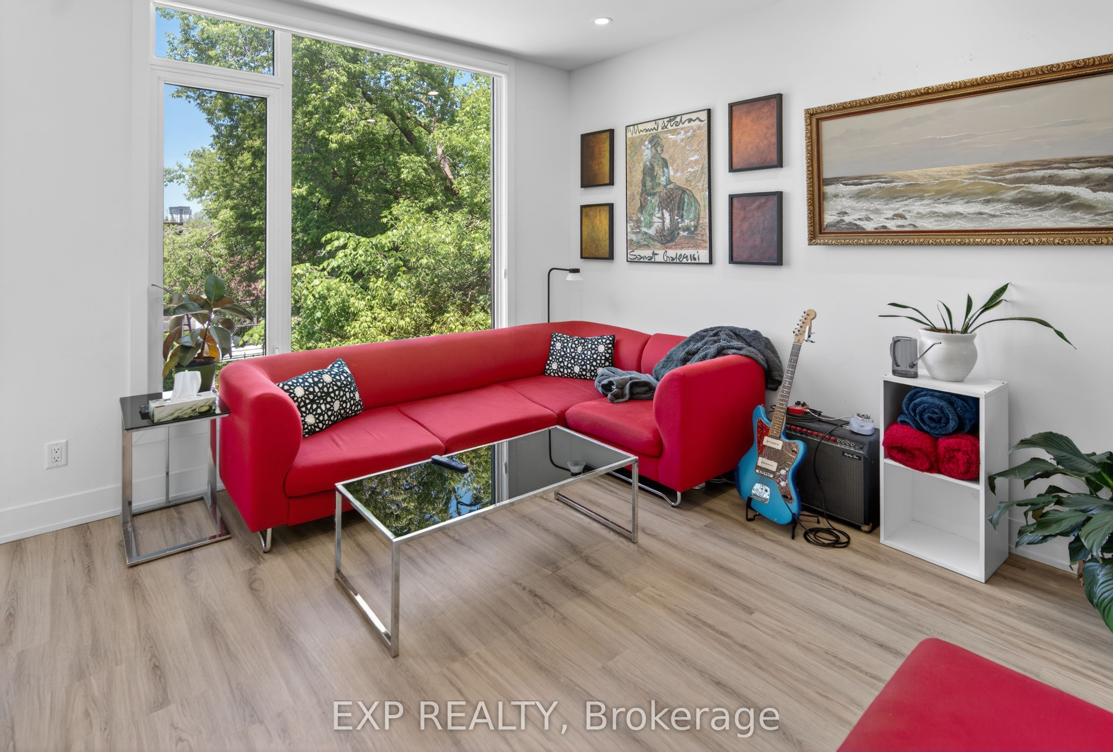 Residential in Westboro - Hampton Park 3