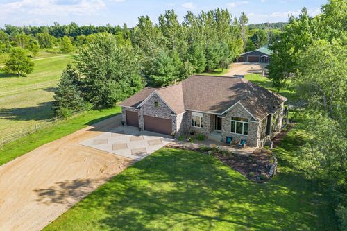 427 230th Ave, Somerset, WI, 54025-7378 | Card Image