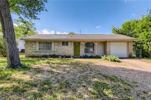 6803 Esther Dr, Austin, TX, 78752-3135 | Card Image