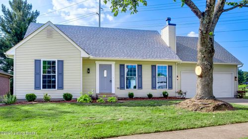 4720 Ferrer Way, Jeffersontown, KY, 40299-1202 | Card Image